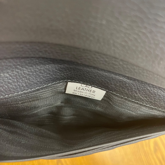 Salvatore Ferragamo Black Leather Wallet - Picture 8 of 12